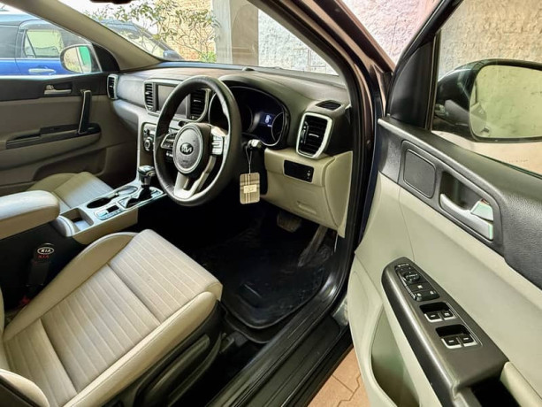 kia-fwd-sportage-2021-model-for-sale-big-4