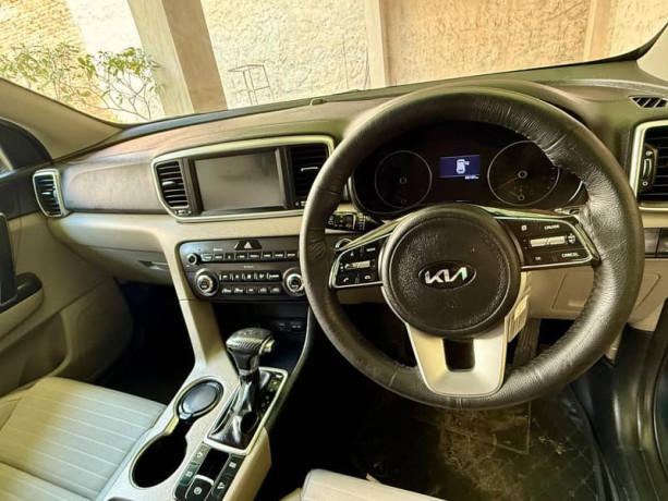 kia-fwd-sportage-2021-model-for-sale-big-3