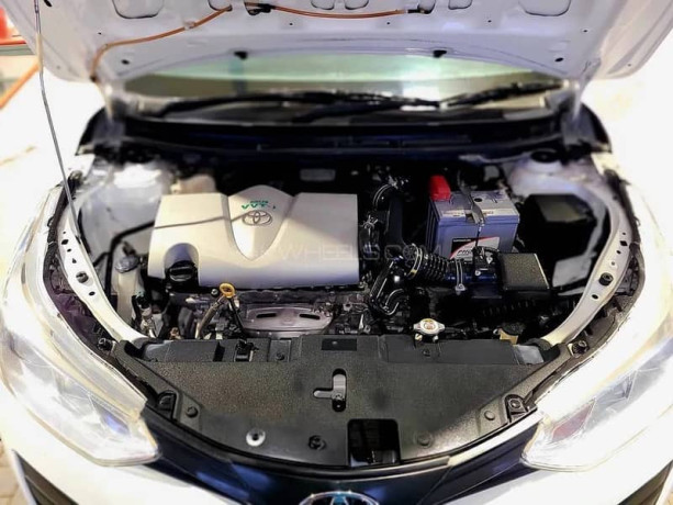 yaris-13-gli-manual-2021-big-12