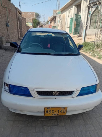 suzuki-baleno-1999-big-0