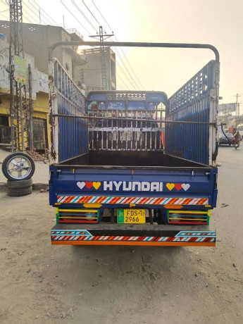 hyundai-shehzore-2008-big-1