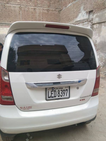 suzuki-wagon-r-2018-big-5