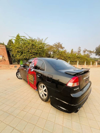 honda-civic-2005-full-option-big-5