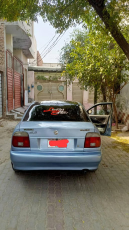 suzuki-baleno-2003-big-1