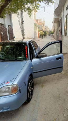 suzuki-baleno-2003-big-5