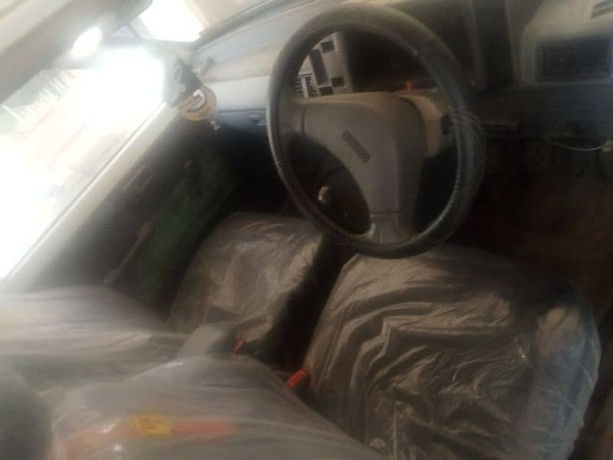 suzuki-mehran-2006-big-3