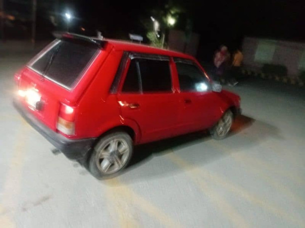 daihatsu-charade-1984-big-4