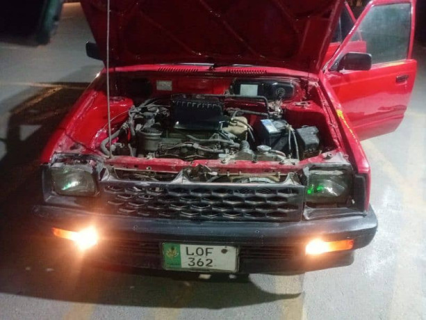 daihatsu-charade-1984-big-10