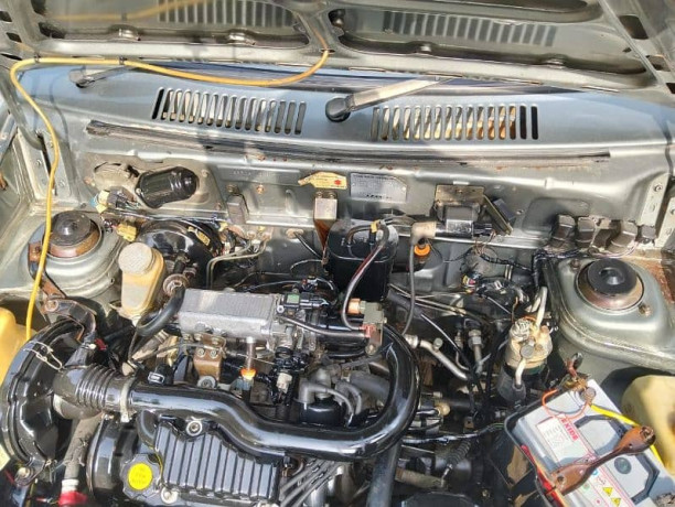 suzuki-mehran-vxr-2013-big-1