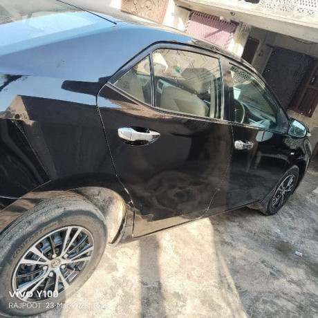 toyota-corolla-xli-2016-big-5