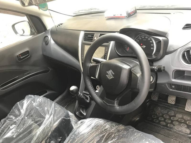 suzuki-cultus-vxl-2022-big-5