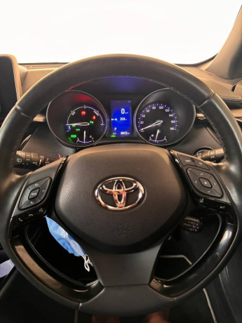toyota-chr-hybrid-far-sail-big-11