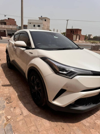 toyota-chr-hybrid-far-sail-big-10