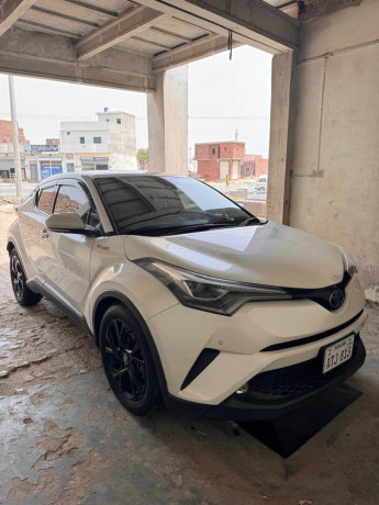 toyota-chr-hybrid-far-sail-big-18