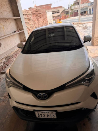 toyota-chr-hybrid-far-sail-big-19