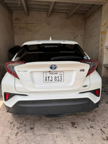 toyota-chr-hybrid-far-sail-big-14