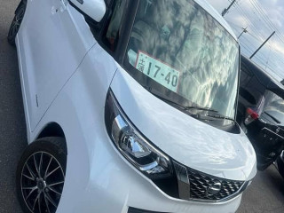 nissan-roox-2022