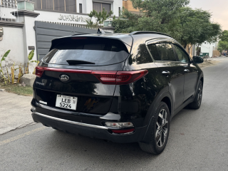 kia-sportage-awd