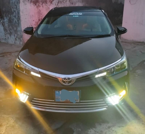 toyota-corolla-xli-2018-big-4