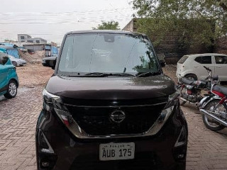 nissan-roox-2021