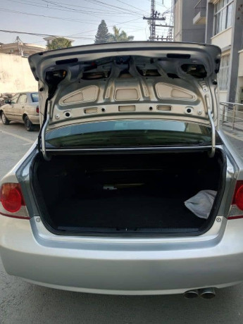 honda-civic-vti-oriel-prosmatec-2010-big-3