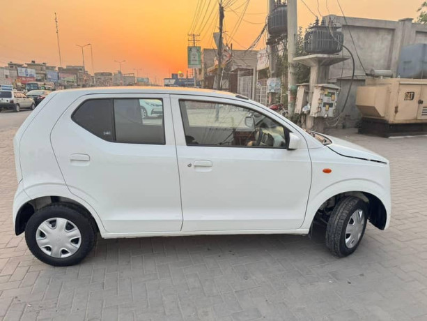 suzuki-alto-vxl-ags-2023-model-total-gununie-scratchless-car-big-3