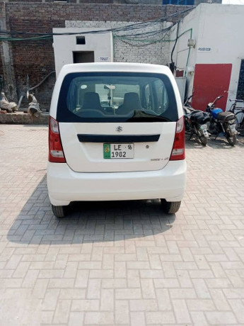 suzuki-wagon-r-2016-big-1