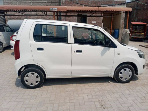 suzuki-wagon-r-2016-big-4