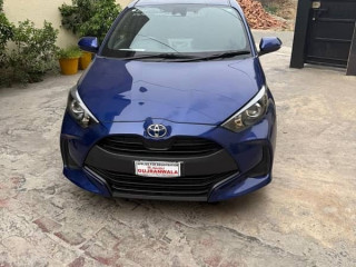 toyota-yaris-2022
