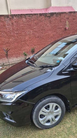 honda-city-cvt-15-2022-model-big-2