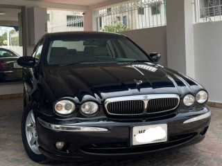 jaguar-xf-2004