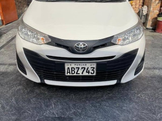 toyota-yaris-2021