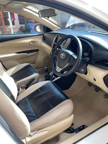 toyota-yaris-2021-big-5