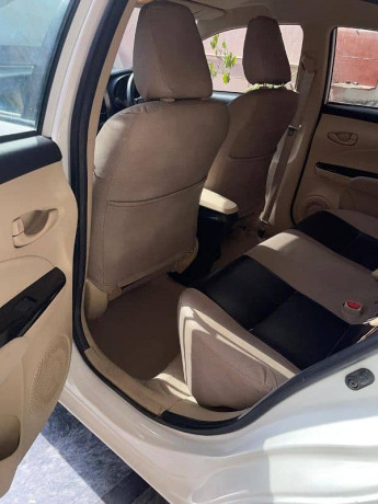 toyota-yaris-2021-big-8