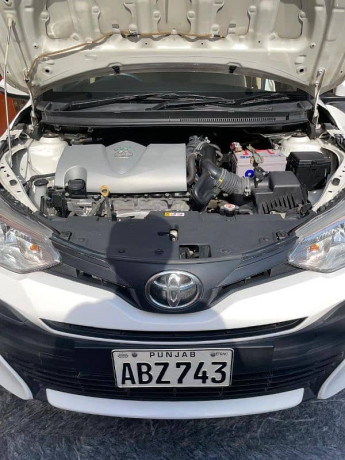 toyota-yaris-2021-big-10