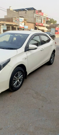 toyota-corolla-gli-2016-manual-new-key-big-2