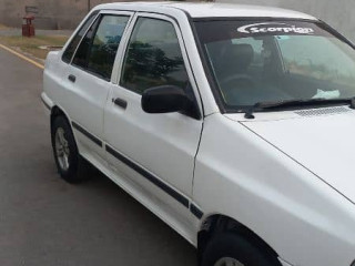 kia-classic-2001
