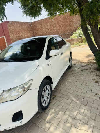 toyota-corolla-big-4