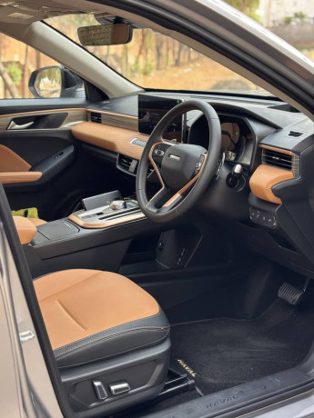 haval-jolion-15-t-big-8