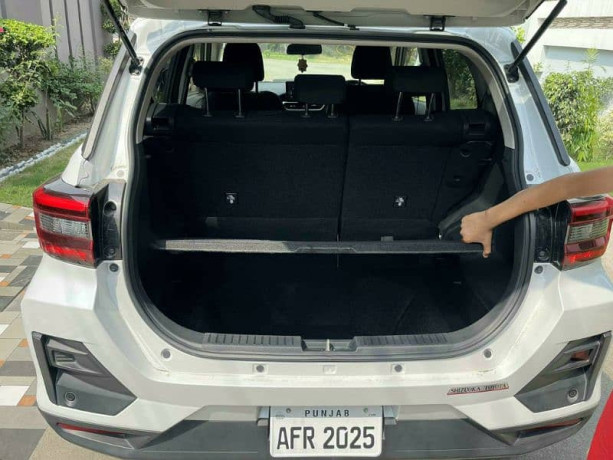 toyota-raize-z-pkg-2021-big-11
