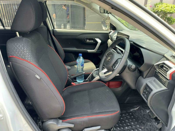 toyota-raize-z-pkg-2021-big-8