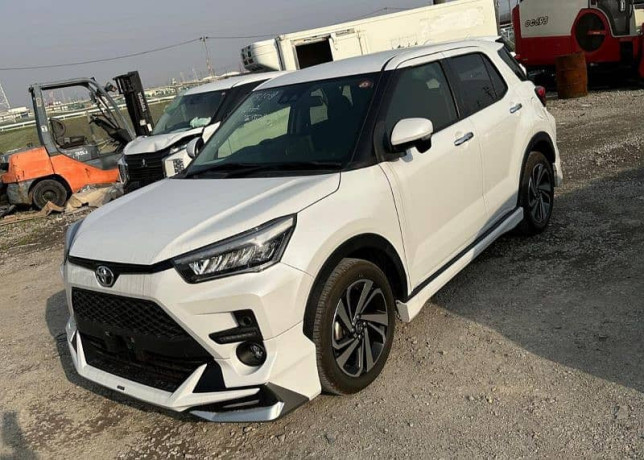 toyota-raize-2021-big-1