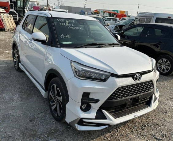 toyota-raize-2021-big-3