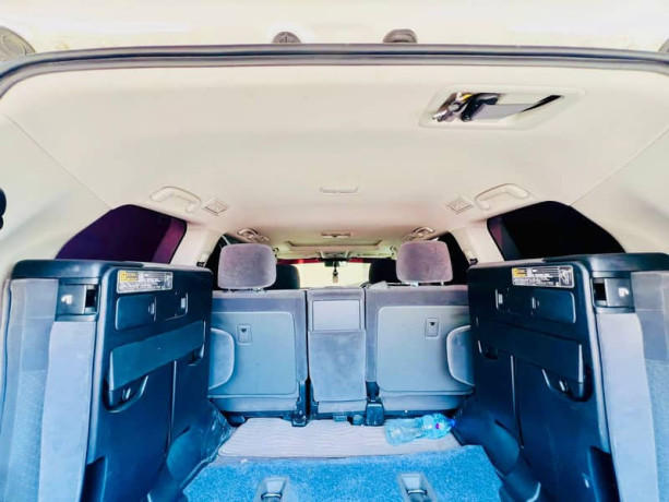 toyota-land-cruiser-2013-big-4
