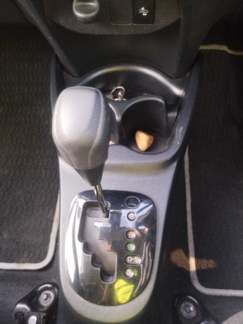 vitz-2019-f-safety-edition-iii-big-7