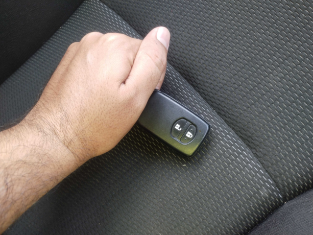 vitz-2019-f-safety-edition-iii-big-5