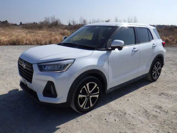 daihatsu-rocky-g-2020-big-3