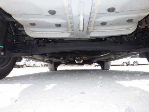 daihatsu-rocky-g-2020-big-14
