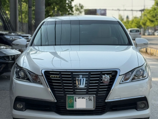 toyota-crown