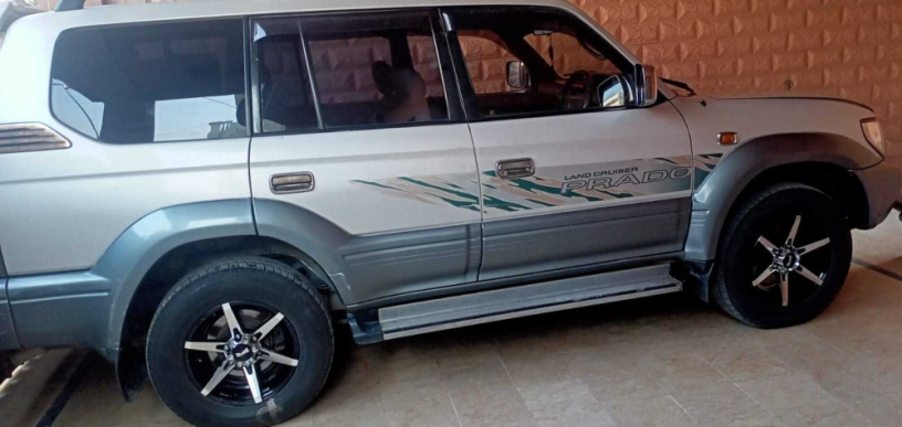 toyota-prado-tx-limited-27-big-0